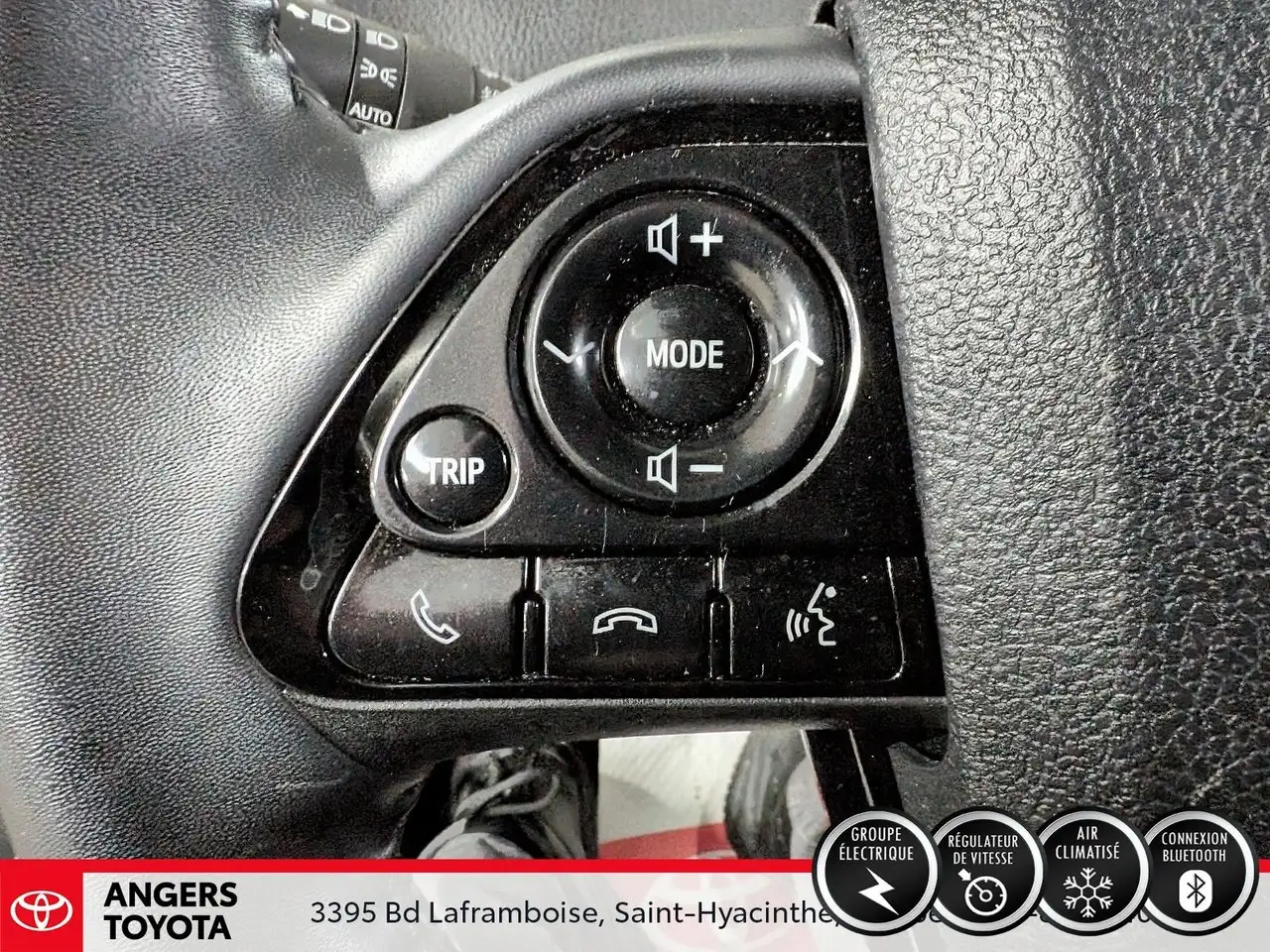 Toyota Prius снимка Toyota Prius
