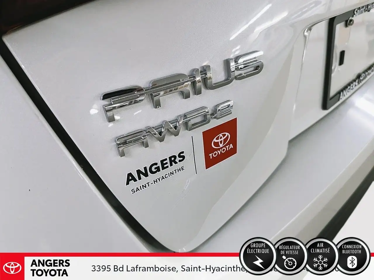 Toyota Prius снимка Toyota Prius