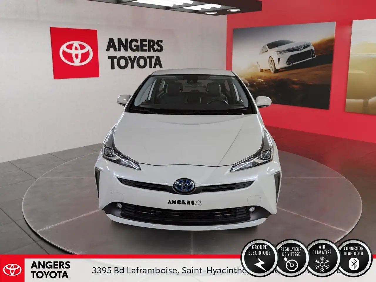 Toyota Prius снимка Toyota Prius