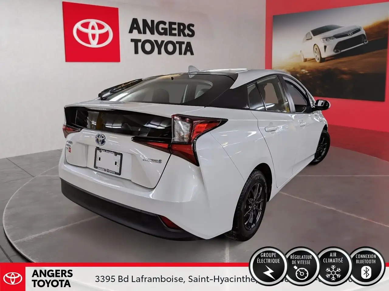 Toyota Prius снимка Toyota Prius