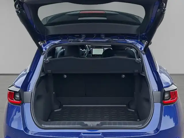Lexus LBX view 9