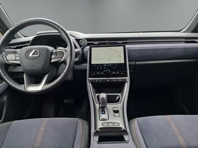 Lexus LBX view 13