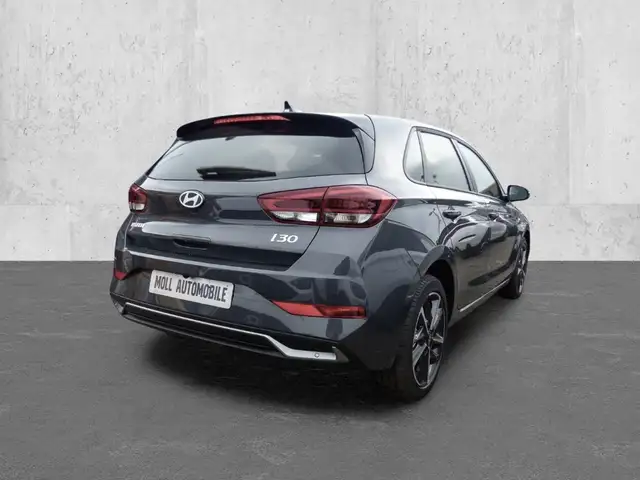 Hyundai I30 view 2