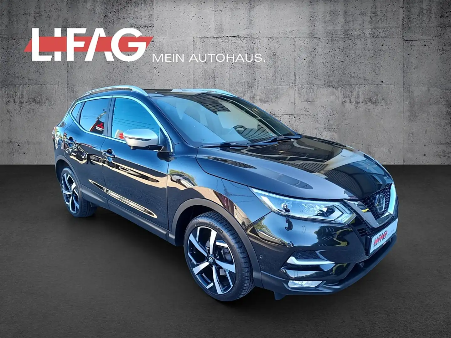 Nissan Qashqai 1,3 DIG-T Tekna+ *ab € 15.990,-* Schwarz - 1