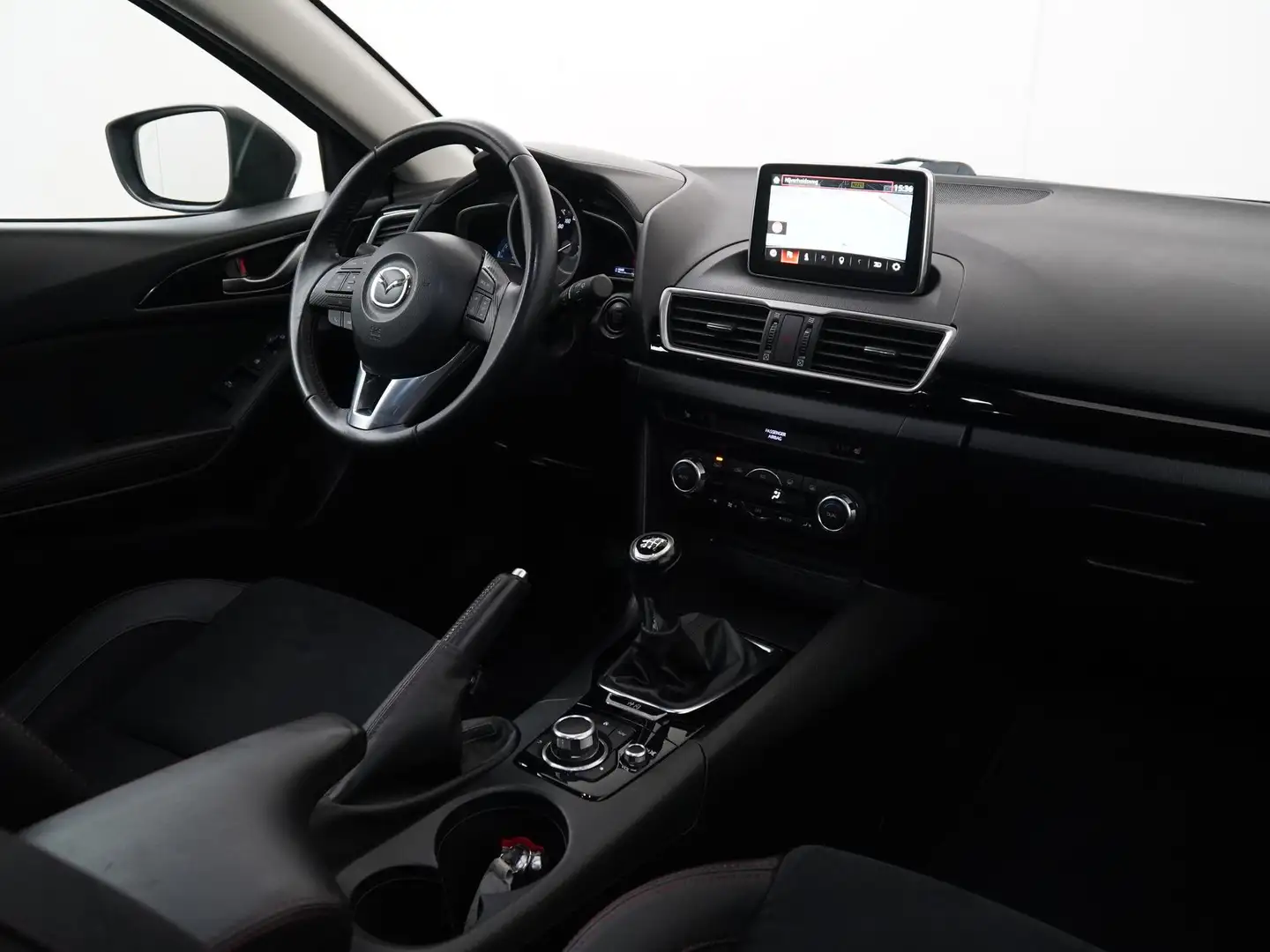 Mazda 3 2.0 SkyActiv-G 120 SkyLease+ | Trekhaak | Camera | Kahverengi - 2