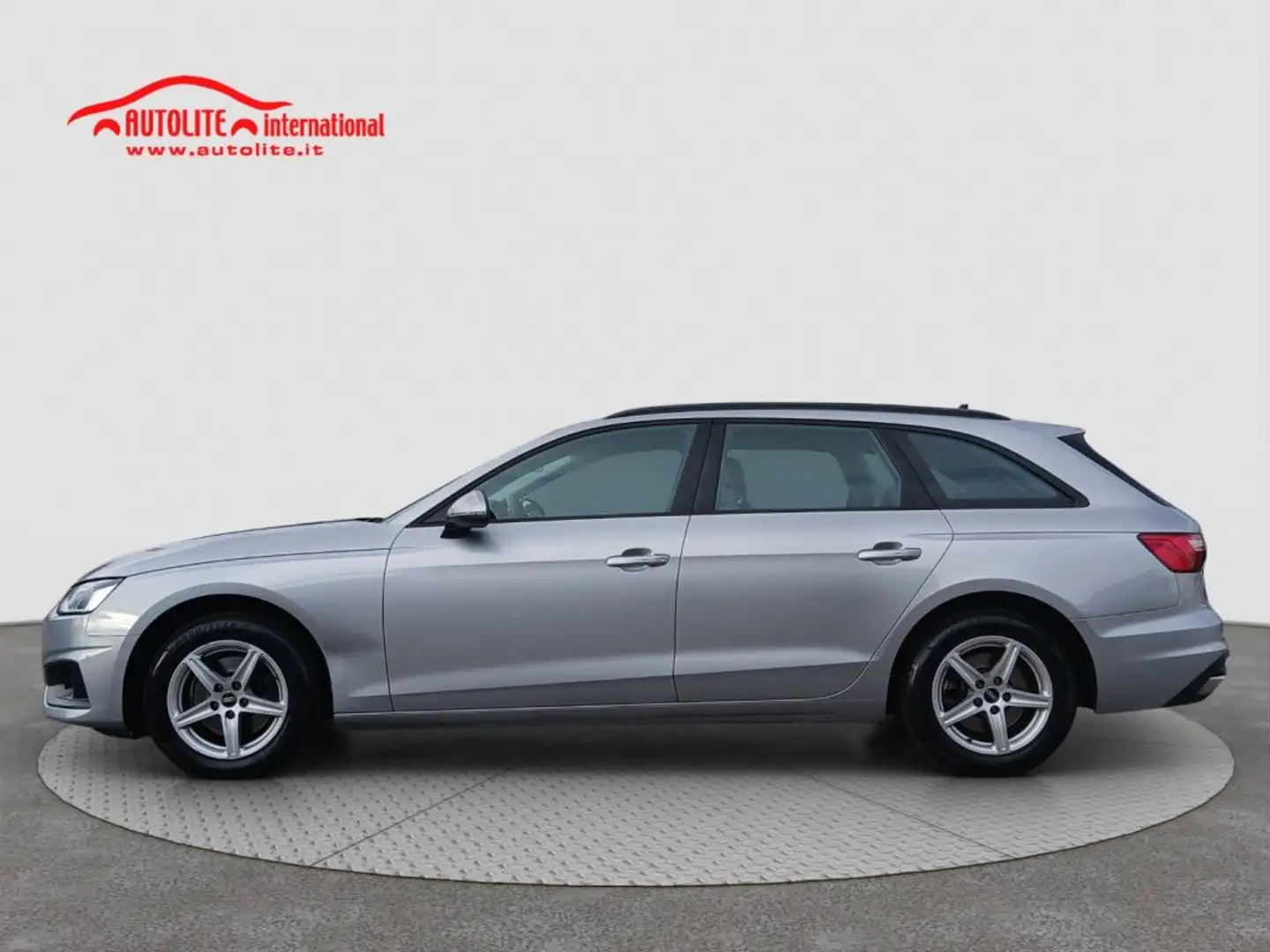 Audi A4 Avant 30 TDI/136 CV S tronic Argento - 2