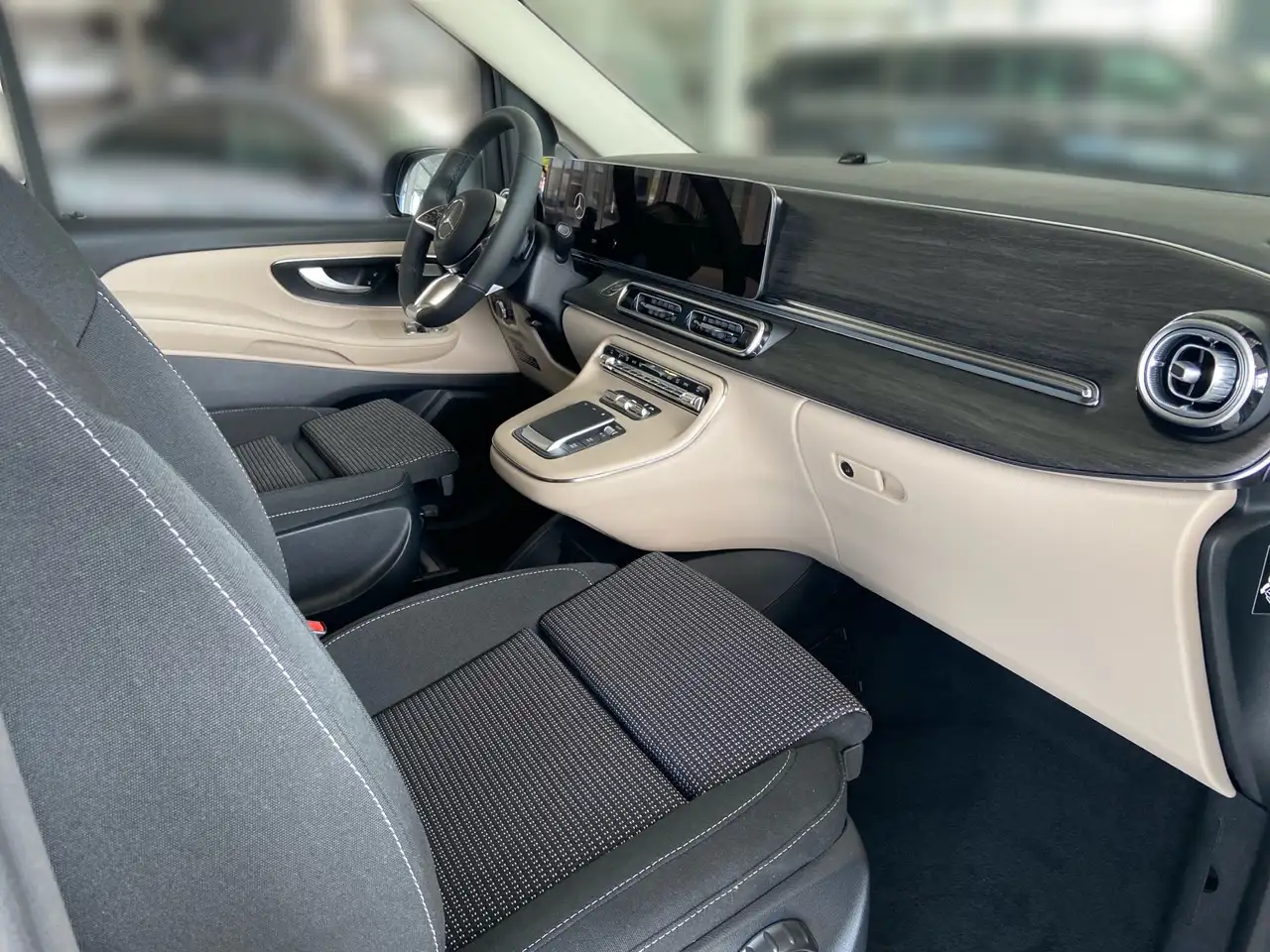 Mercedes-Benz V 300 Marco Polo 4M 360°+AHK+Distronic+Navi+PDC 10