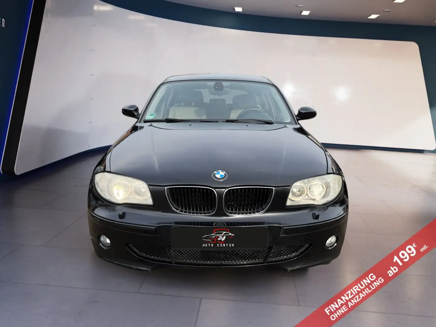 BMW 120 d Limousine Automatik/Leder/PDC Negro - 2