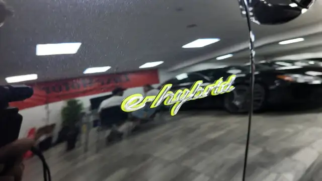 Porsche Cayenne view 12