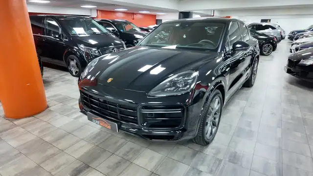 2021 Porsche Cayenne in Black for sale
