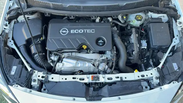 Opel Astra view 15
