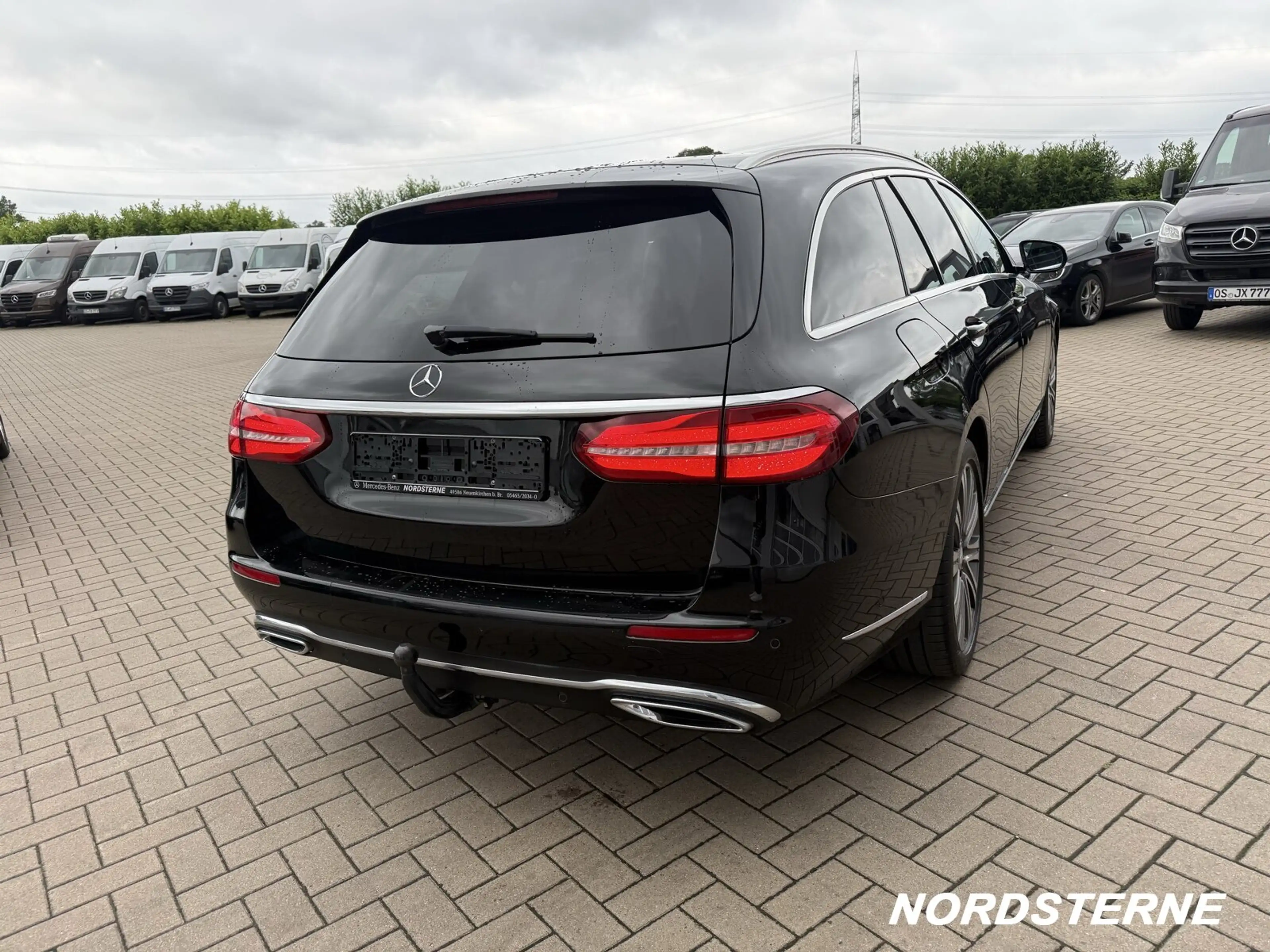 Mercedes-Benz E 350 E 350 T d EXCLUSIVE COMAND Volleder AHK LED ILS — photo 7