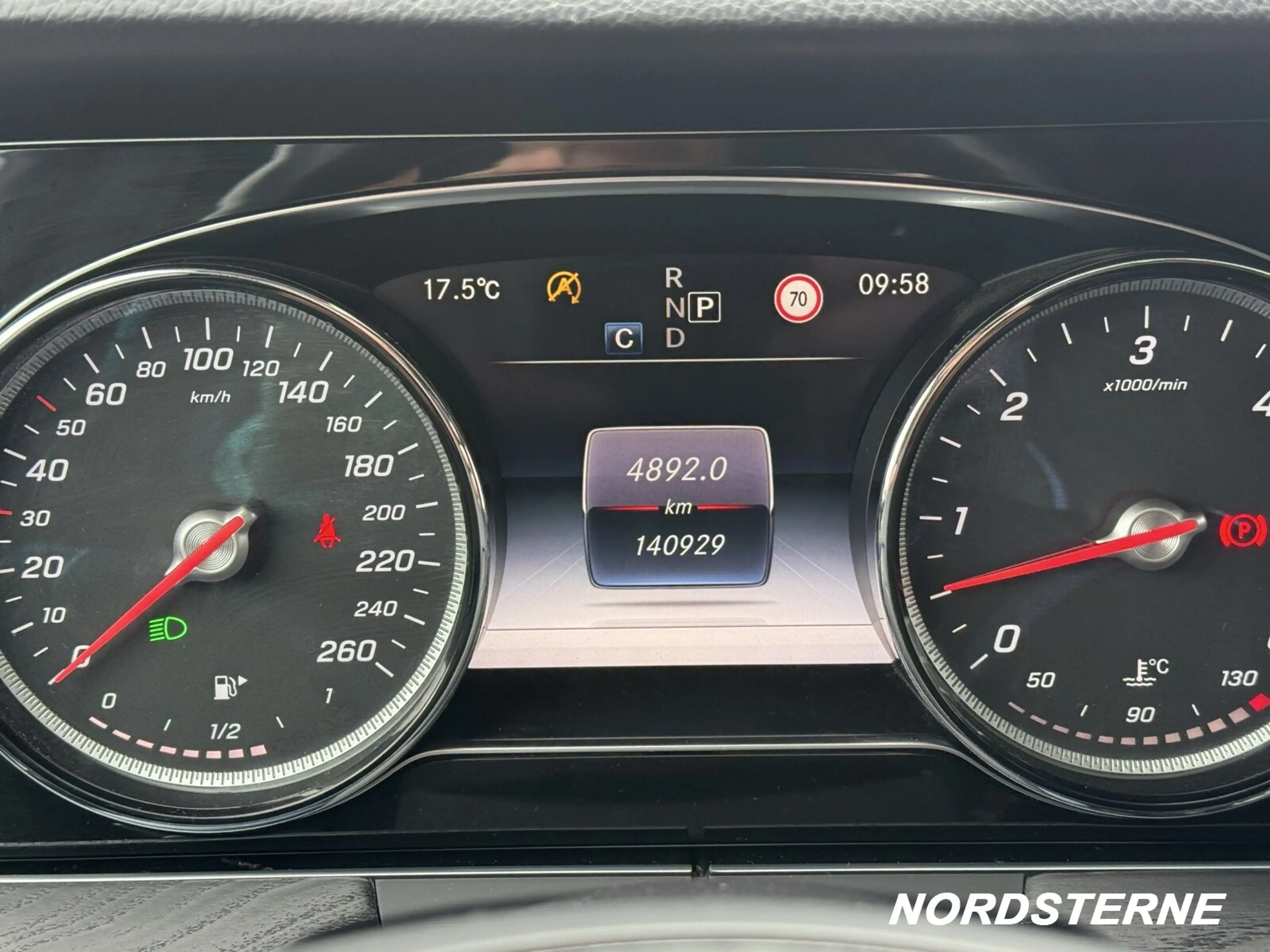 Mercedes-Benz E 350 E 350 T d EXCLUSIVE COMAND Volleder AHK LED ILS — photo 25