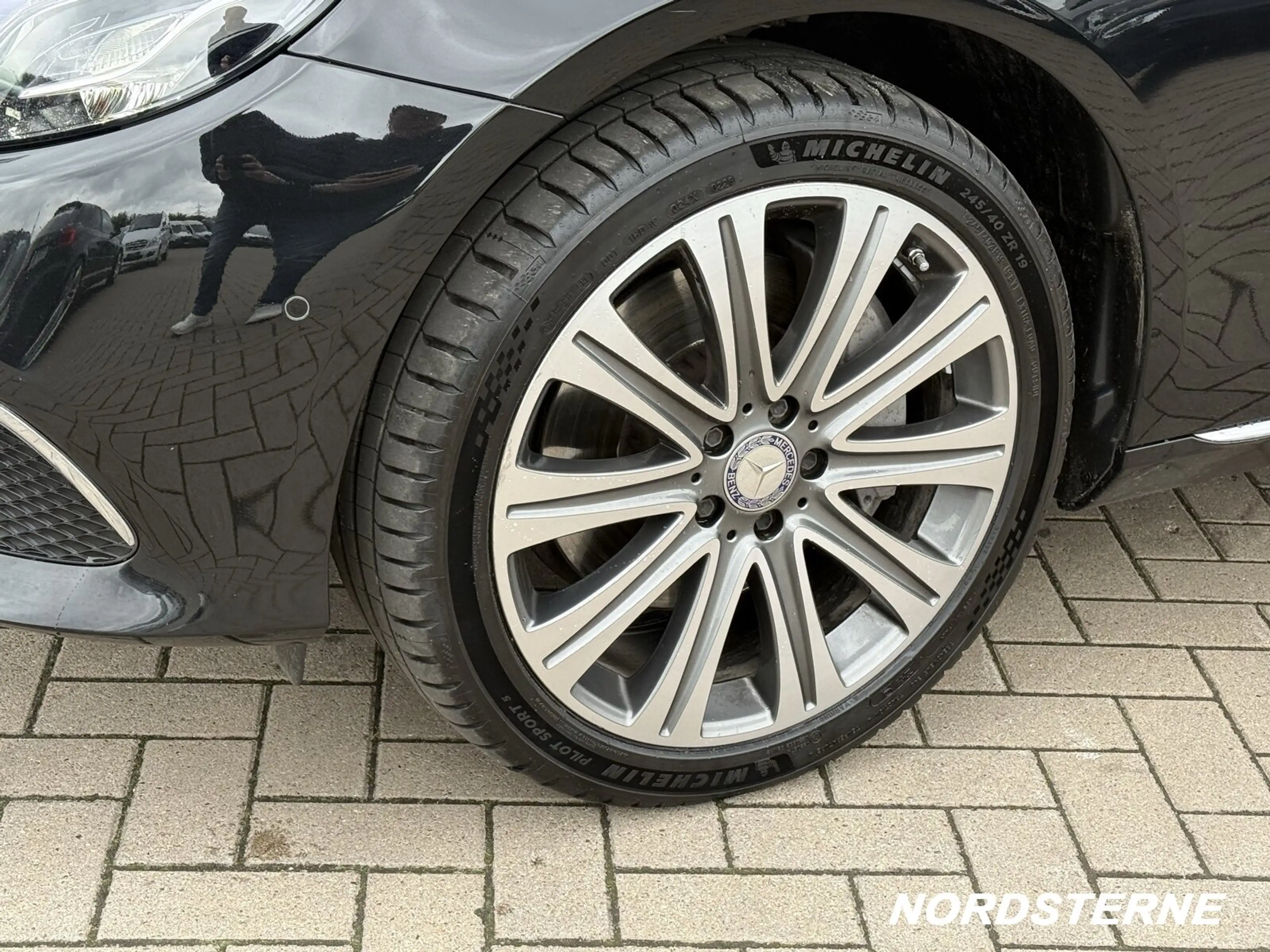 Mercedes-Benz E 350 E 350 T d EXCLUSIVE COMAND Volleder AHK LED ILS — photo 21