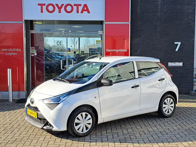 Toyota Aygo X X-FUN 5-DEURS BLUETOOTH AIRCO EL-RAMEN NL-AUTO