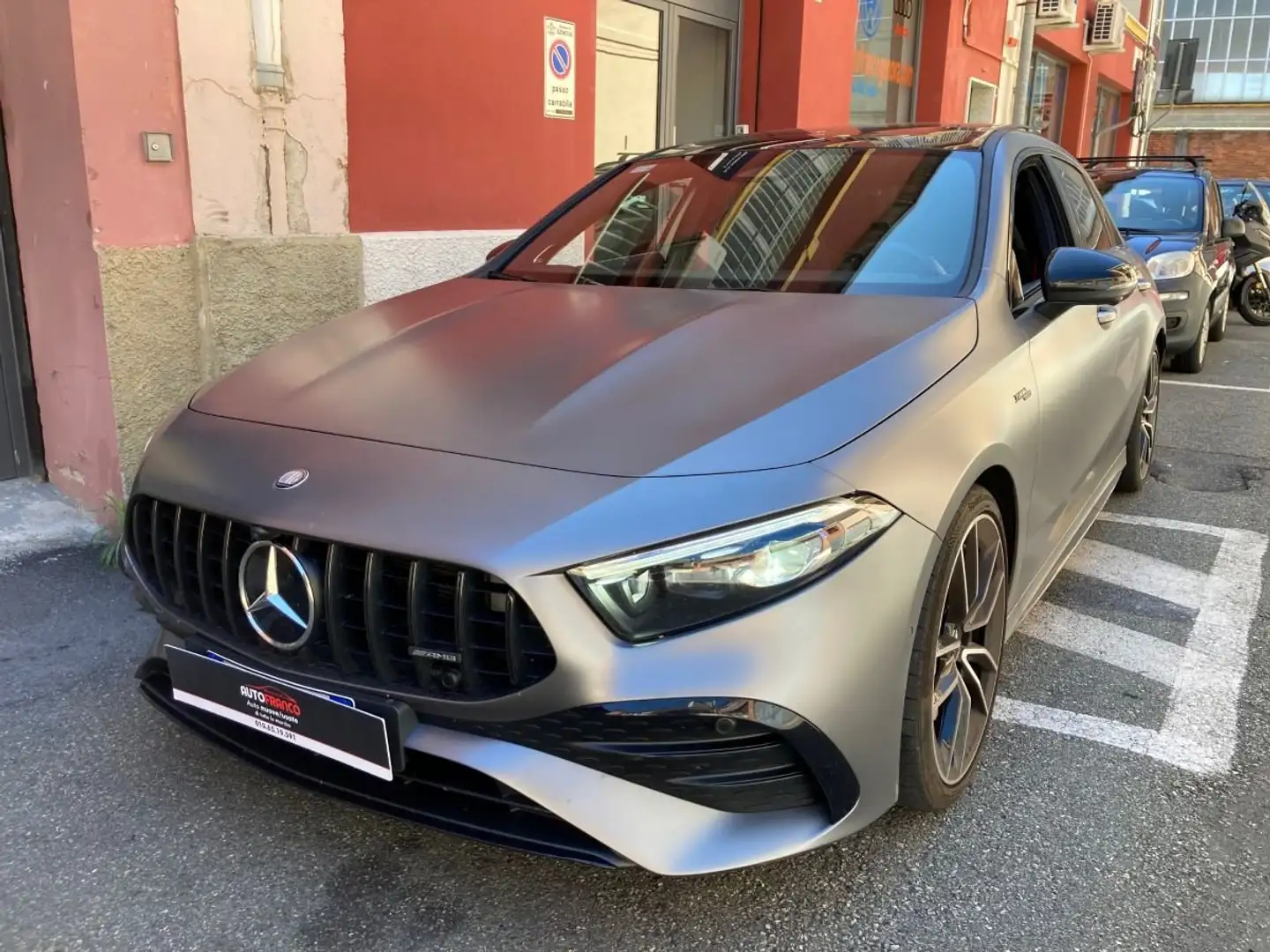 Mercedes-Benz A 35 AMG Line Premium plus 4matic auto,1 TAGLIANDO, 05/26GR Gris - 1