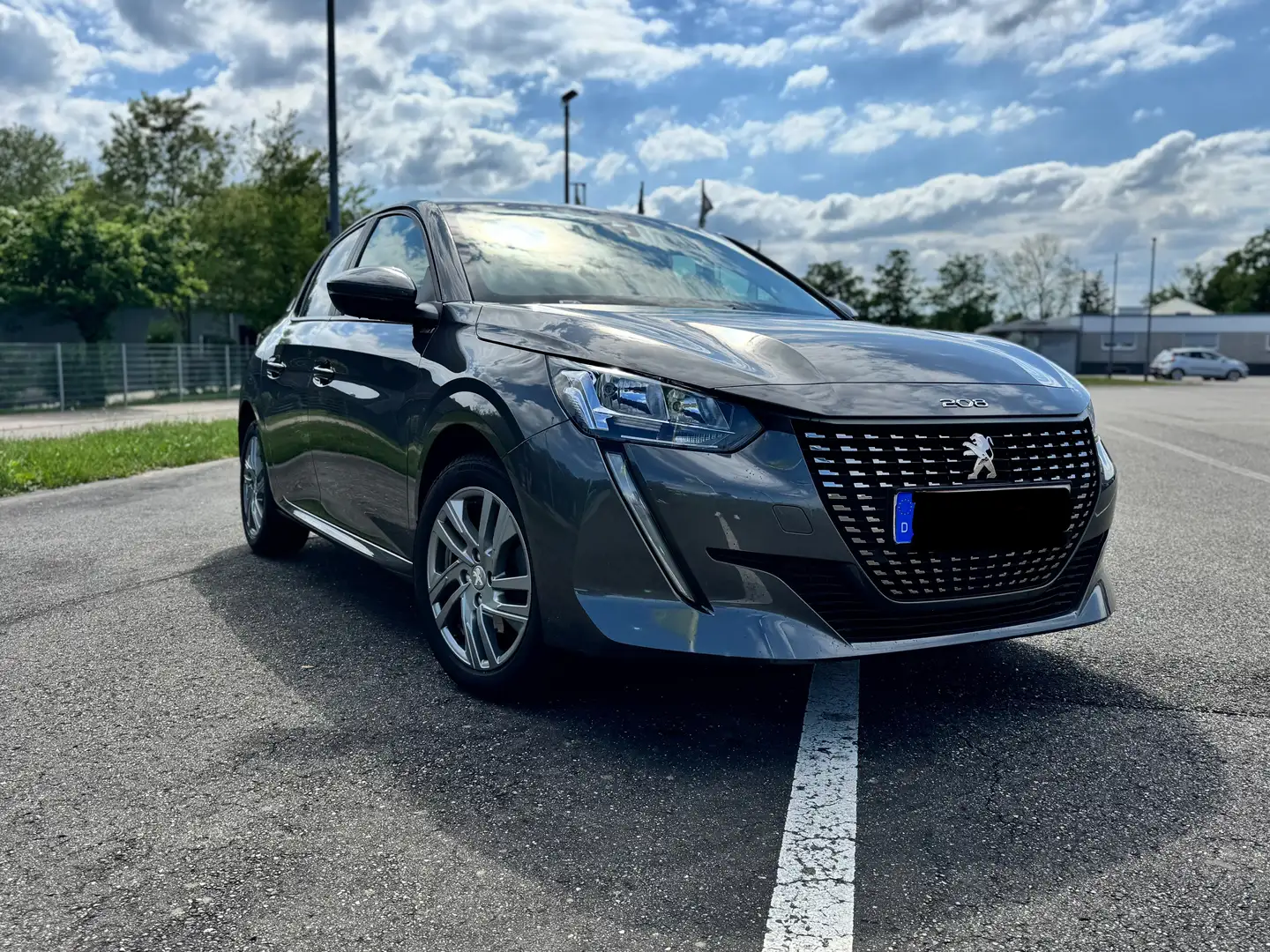 Peugeot 208 208 PureTech 100 Active Grau - 1
