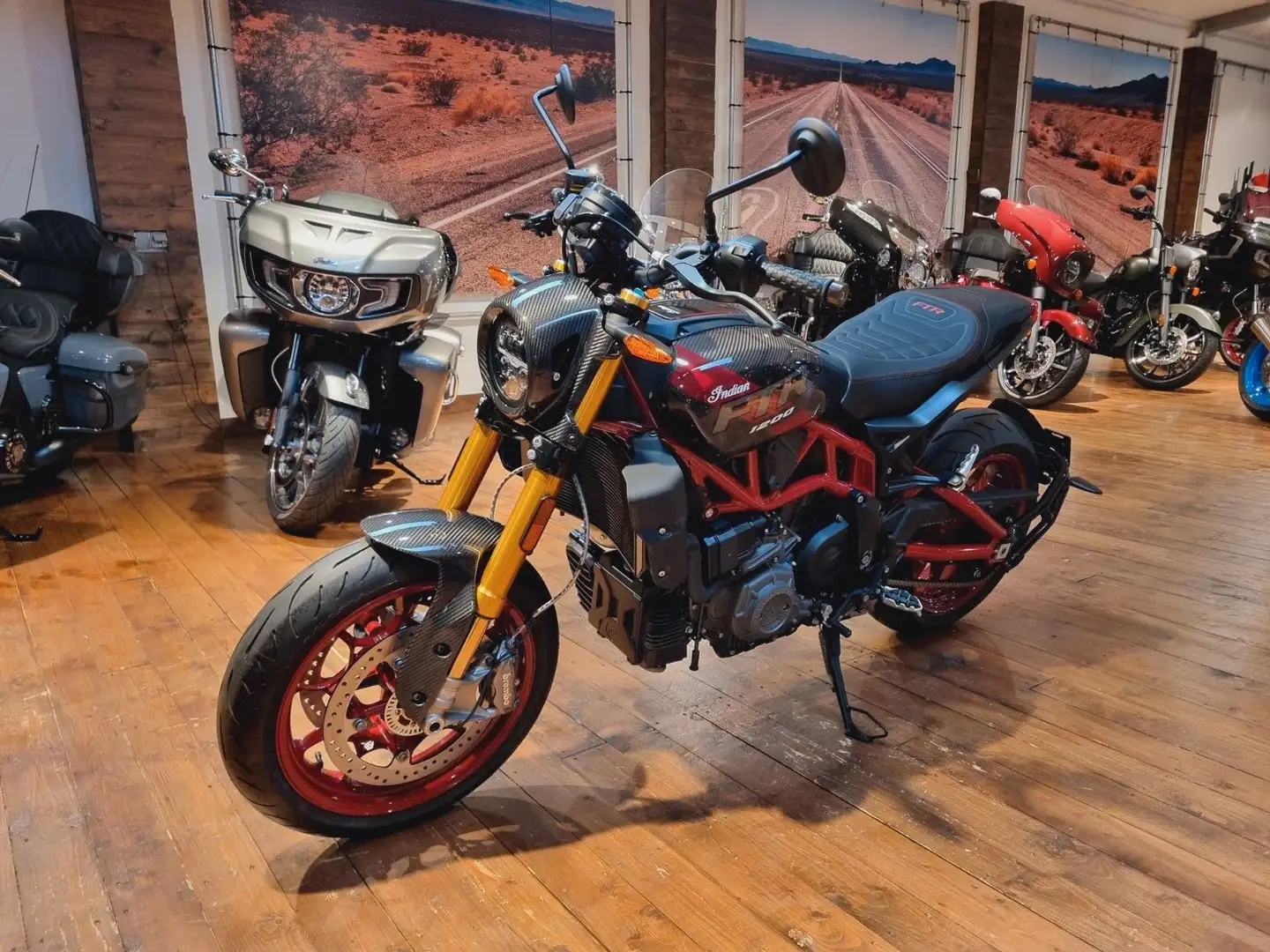 Indian FTR  R Carbon "J & H "+100 Jahre ( 250/4,99 %) Червоний - 2