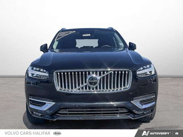 2022 Volvo XC90 Inscription alt 2