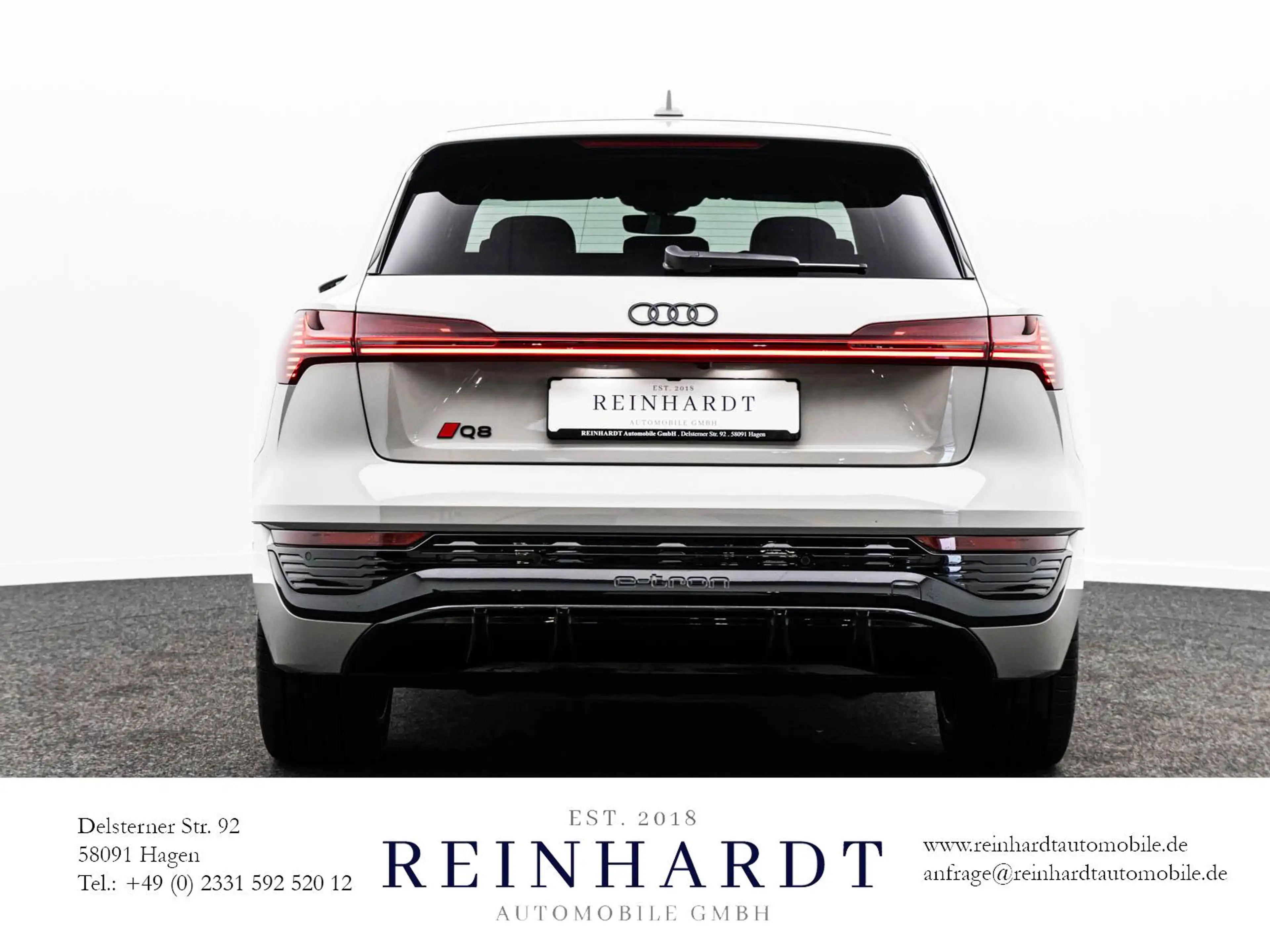 Audi Q8 e-tron 55 2x S LINE 21Z./BLACK ACC/SIDE/360° — photo 10