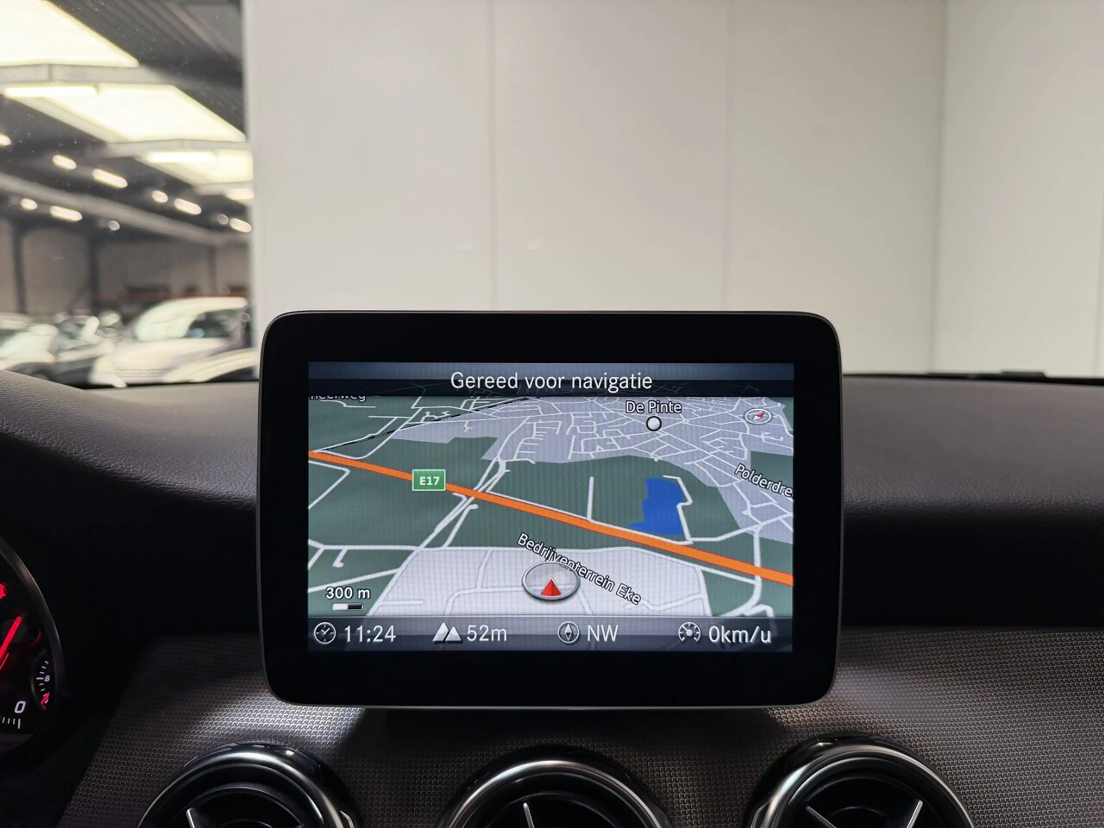 Mercedes-Benz GLA 180 Benzine Man. - Airco - GPS - Topstaat! — photo 13