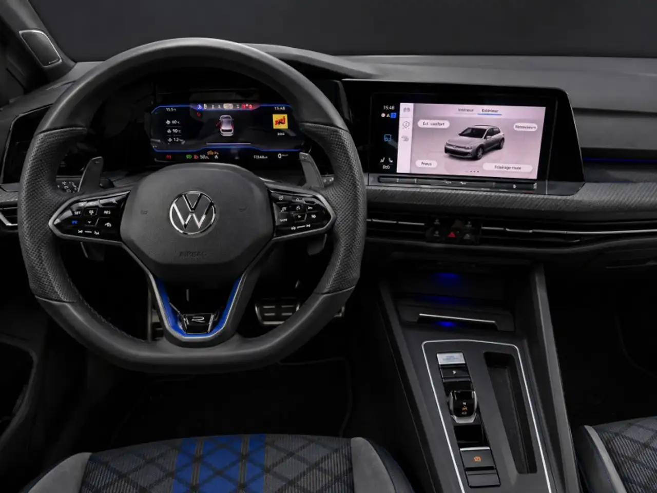 Volkswagen Golf R — photo 6