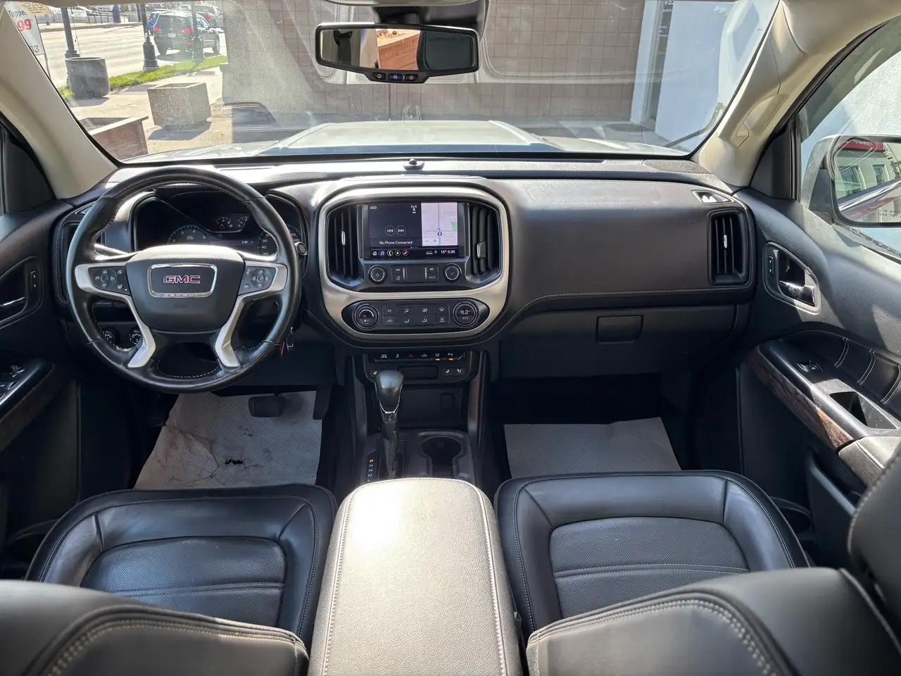 GMC Canyon снимка GMC Canyon