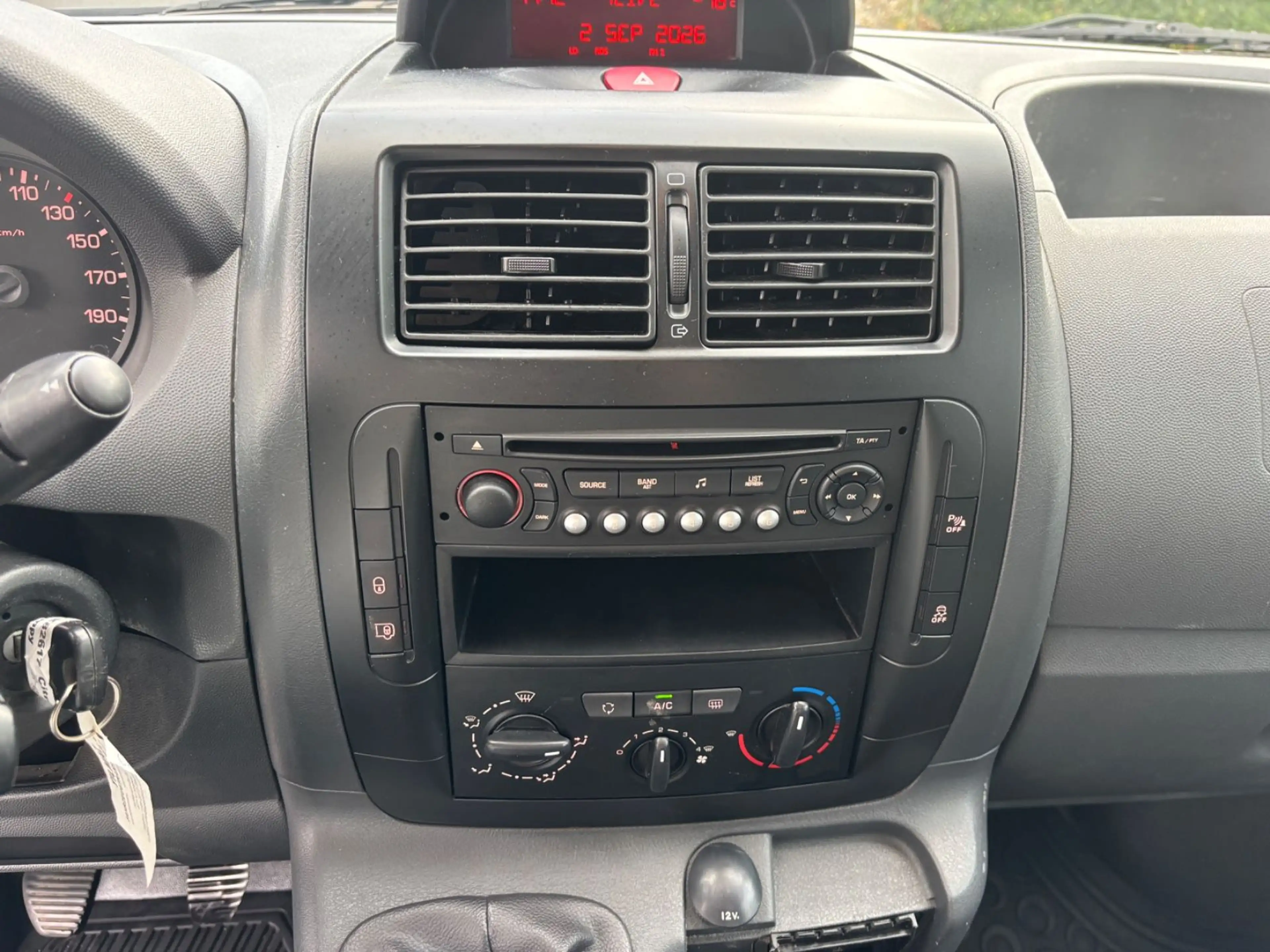 Citroen Jumpy HDi 90 29 L1H1 Kasten KLIMA ZAHNREIEMN NEU — photo 12