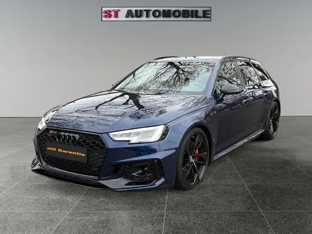 Audi RS4 Avant 2.9 TFSI Quattro-Voll Austattung