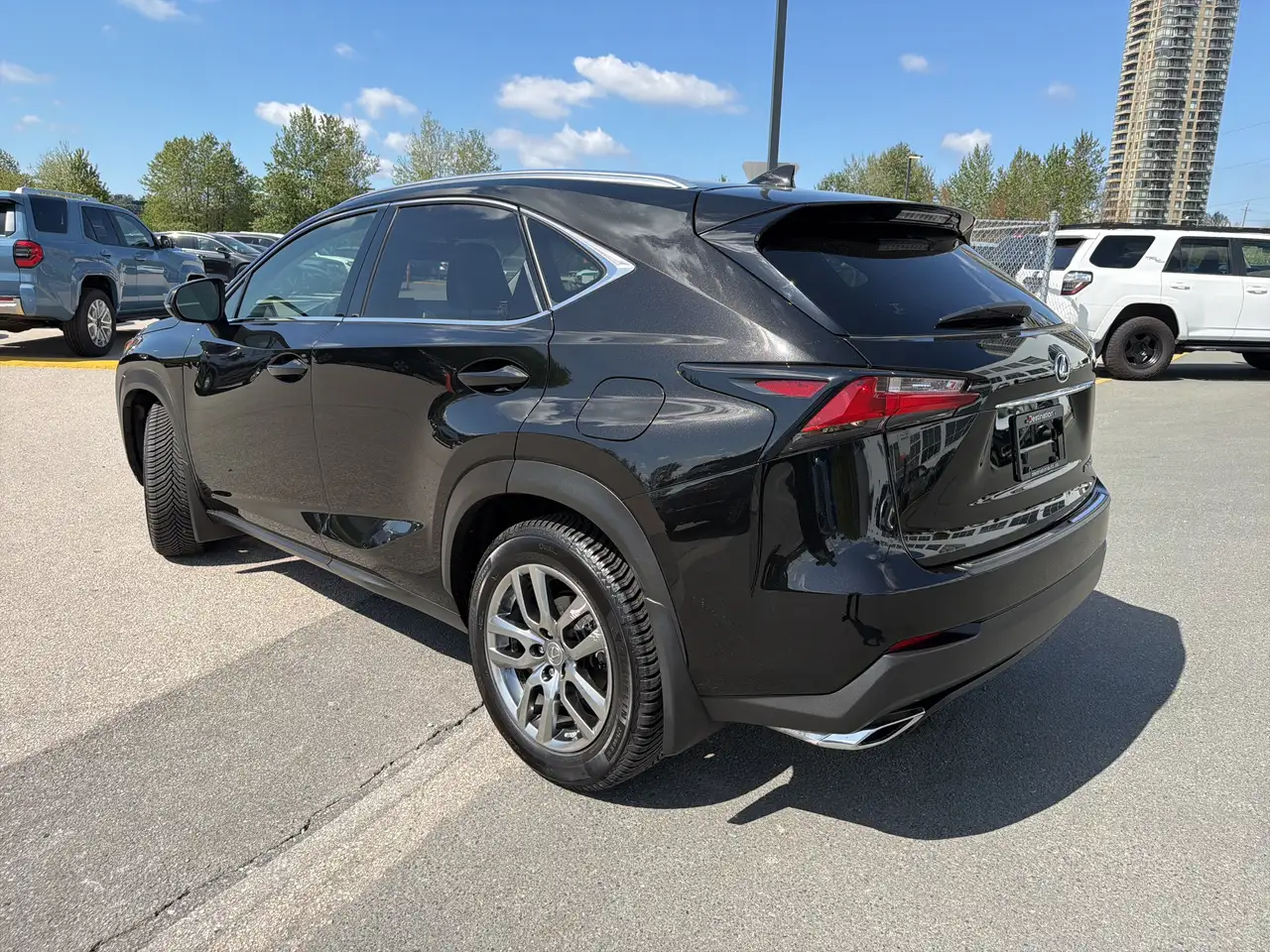 Lexus NX снимка Lexus NX