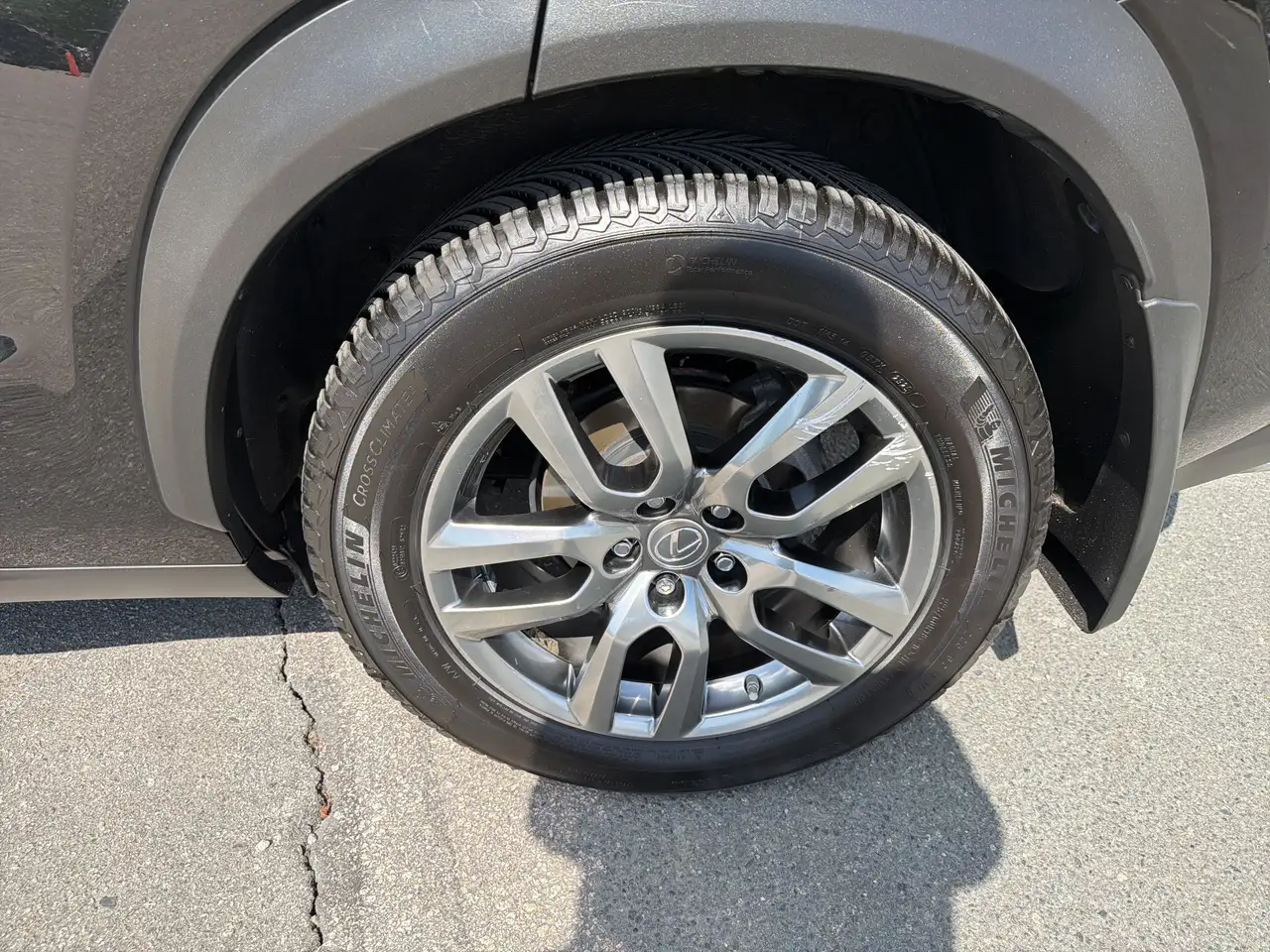 Lexus NX снимка Lexus NX