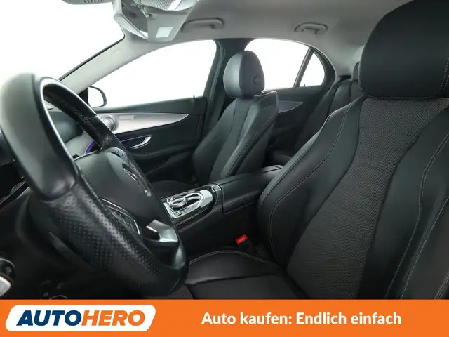 Mercedes-Benz E view 10