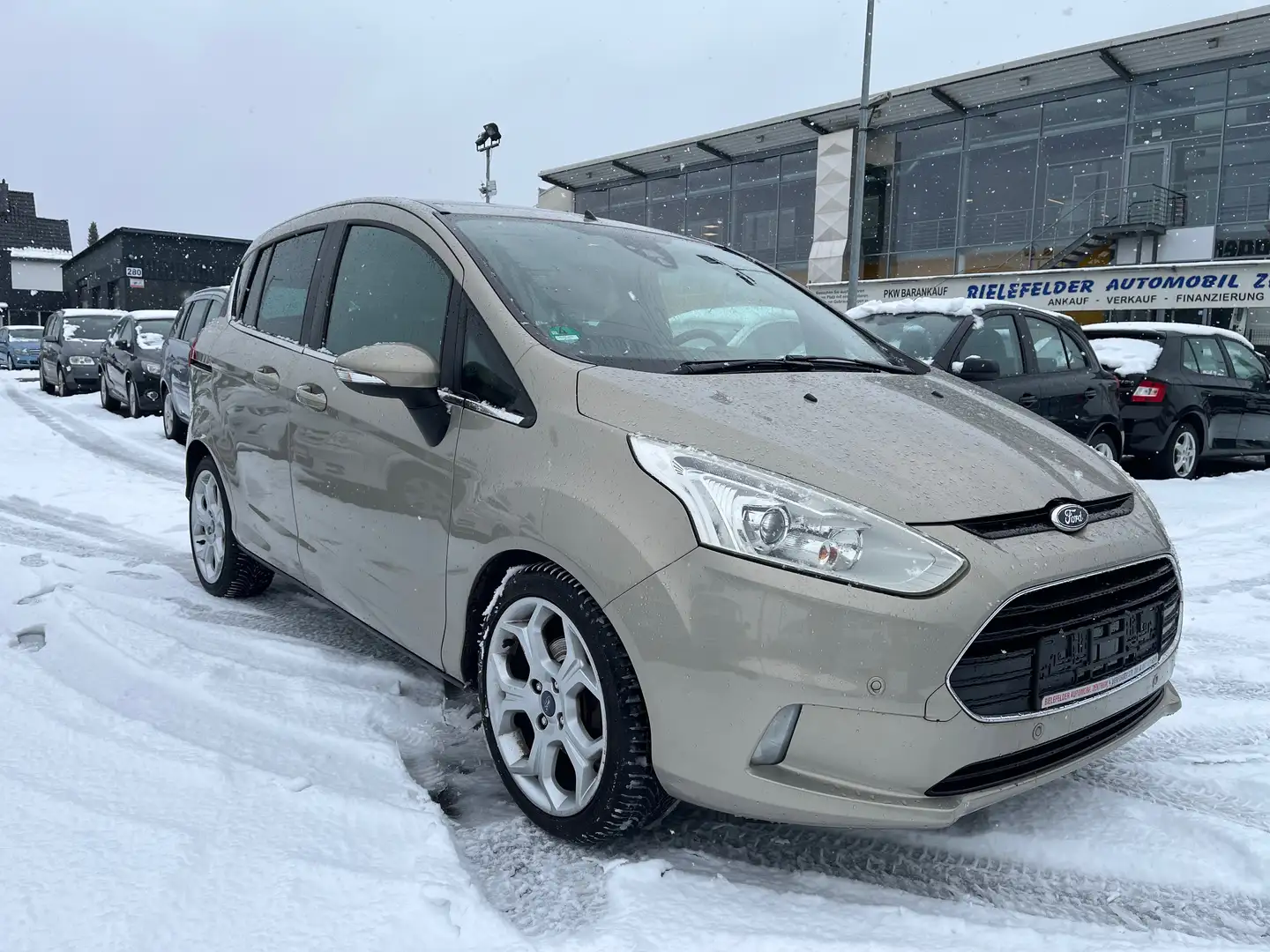 Ford B-Max Titanium/Panorama/ALU/SHZ/Keyfree Beige - 1