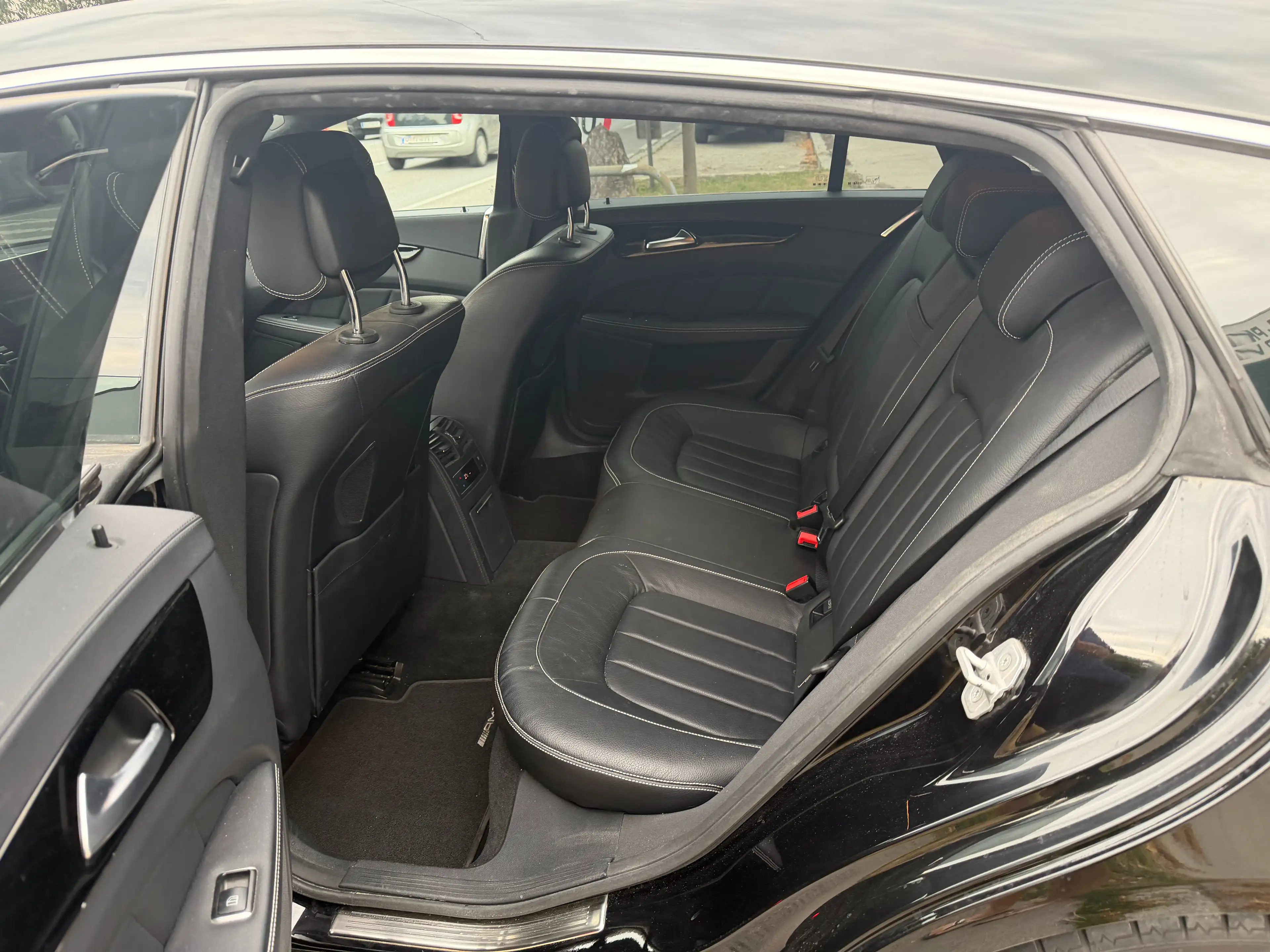 Mercedes-Benz CLS 350 CLS 350 d 4MATIC Shooting Brake Aut. — photo 11