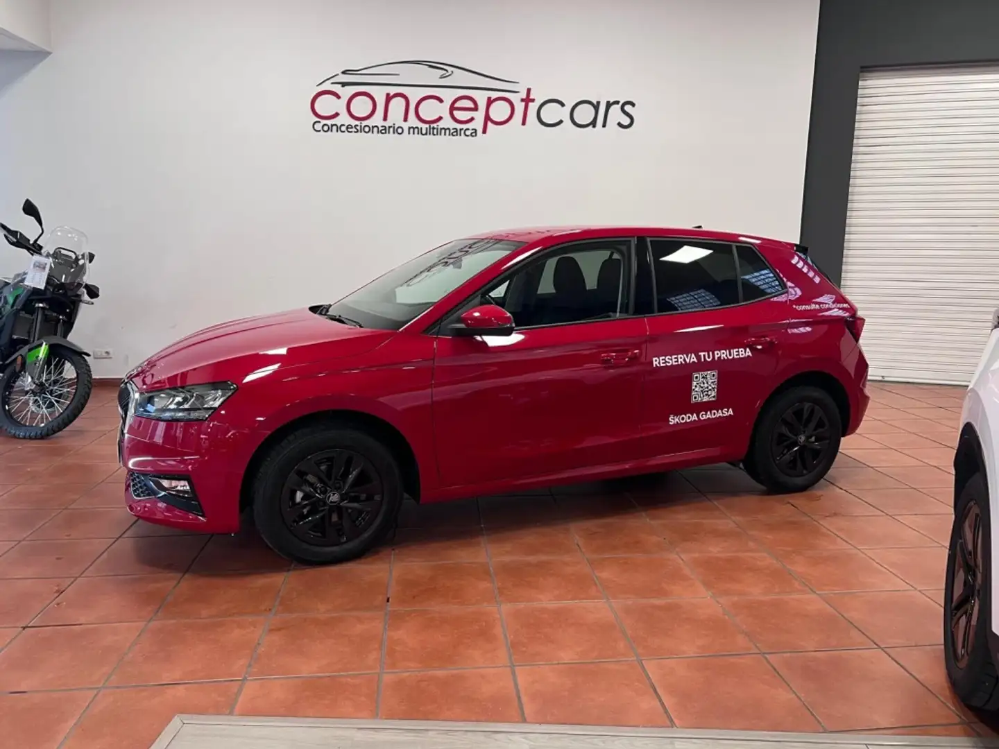 Skoda Fabia 1.0 TSI Selection 70kW Rojo - 2
