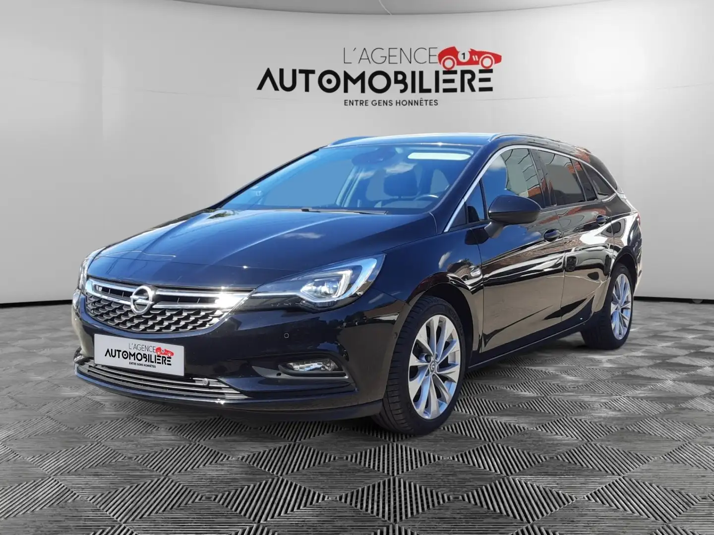Opel Astra Sports Tourer 1.4i Turbo Dynamic S&S/Garantie 12 M - 1