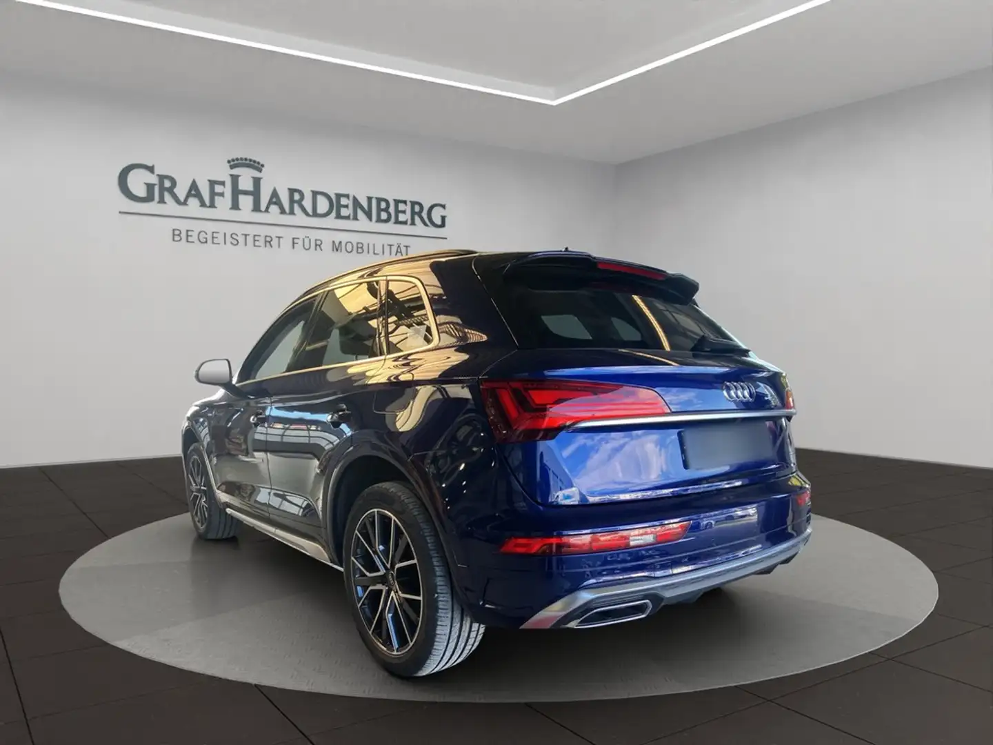 Audi Q5 55 TFSIe quattro S tronic S line Blau - 2