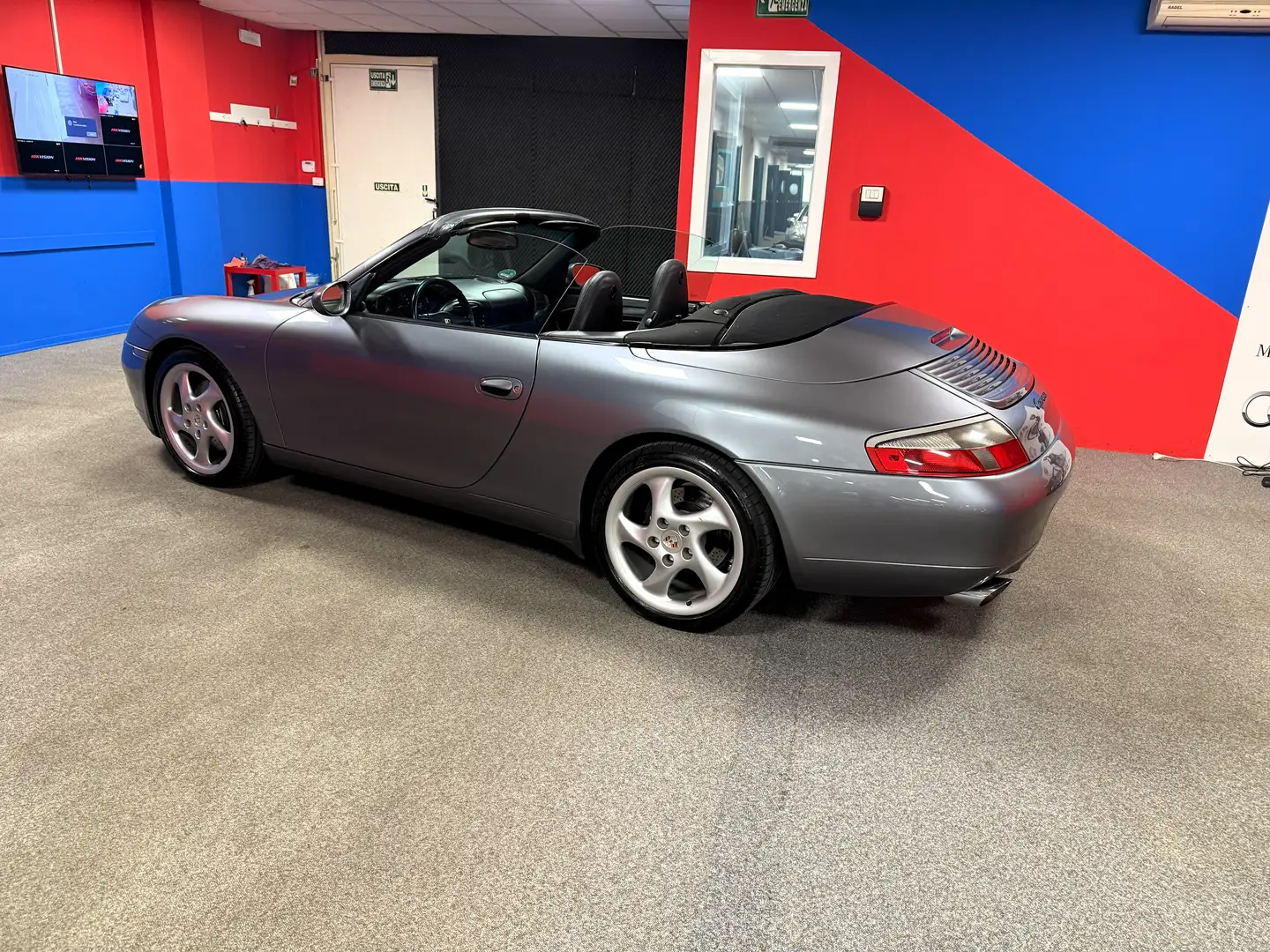 Porsche 911 Cabrio 3.4 Carrera VEICOLO CON  ISCRIZIONE ASI. Grijs - 2