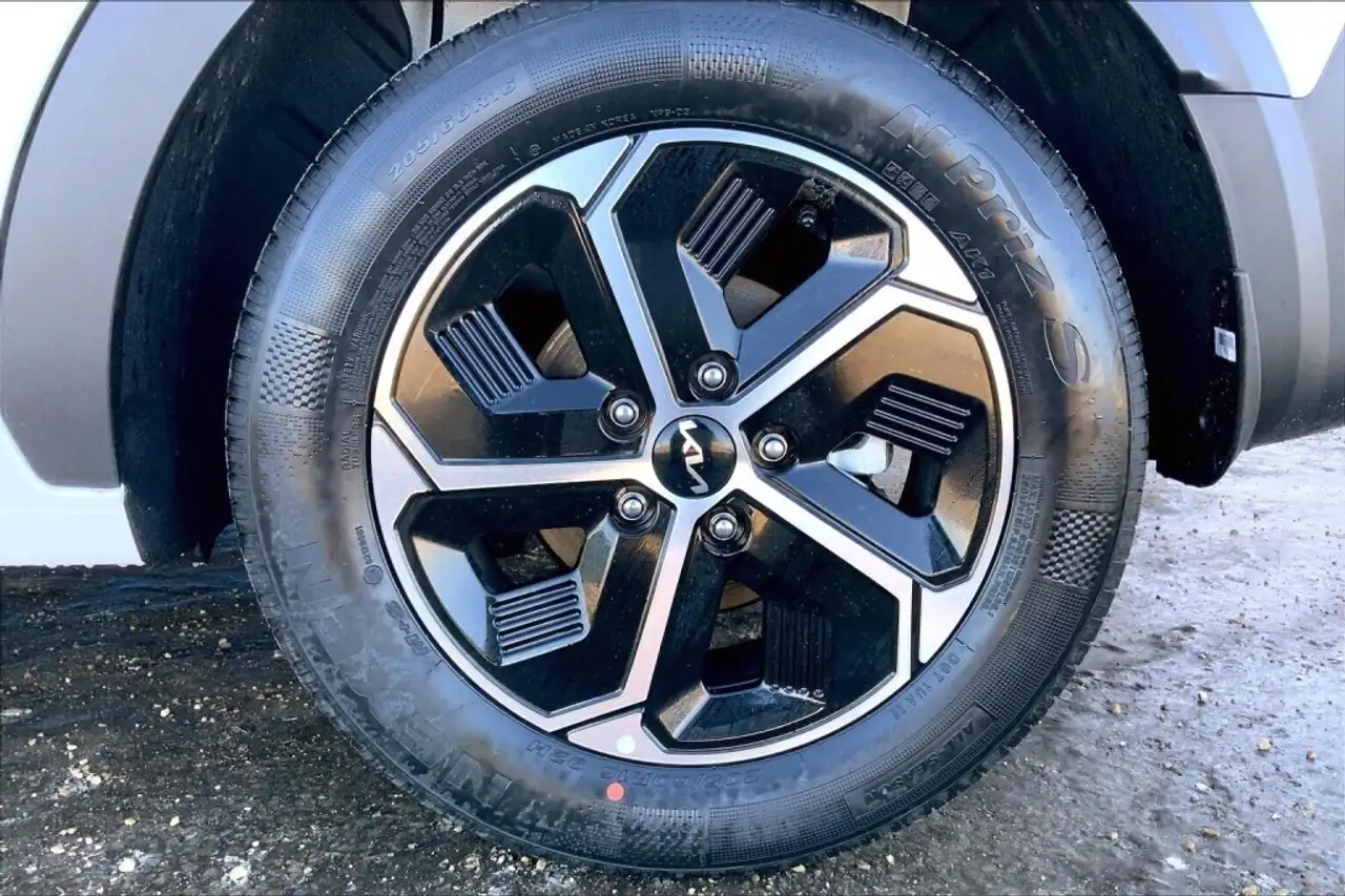 Kia Niro снимка Kia Niro