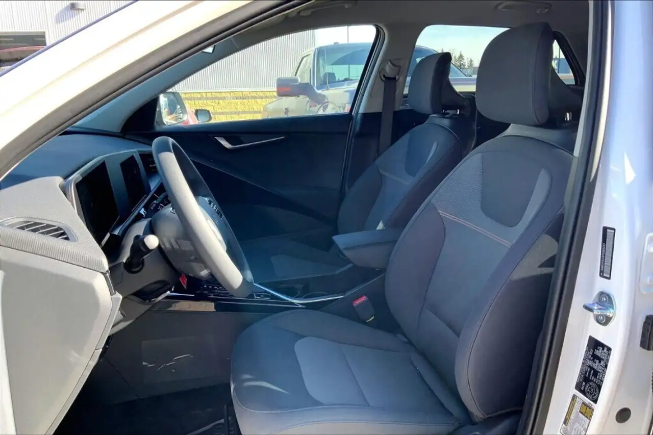 Kia Niro снимка Kia Niro