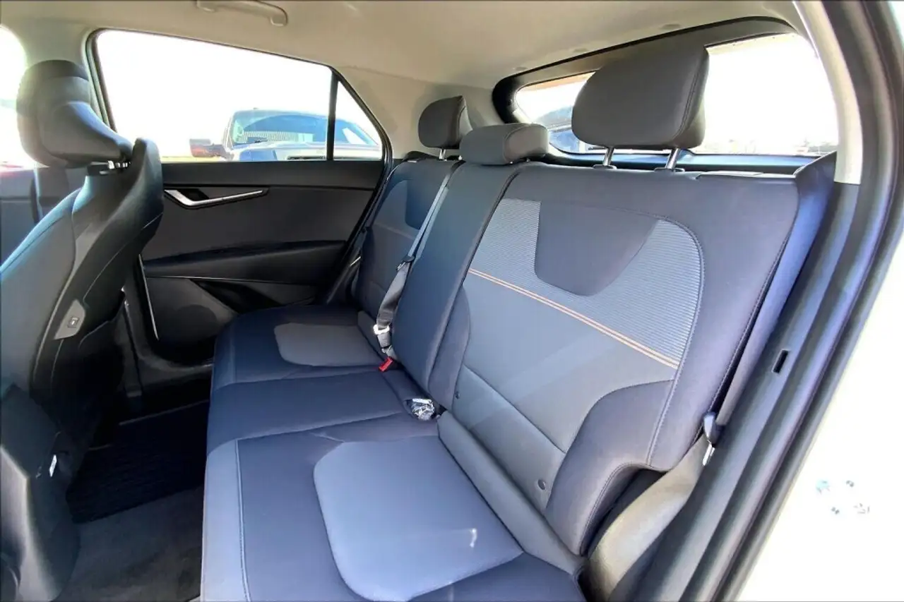 Kia Niro снимка Kia Niro