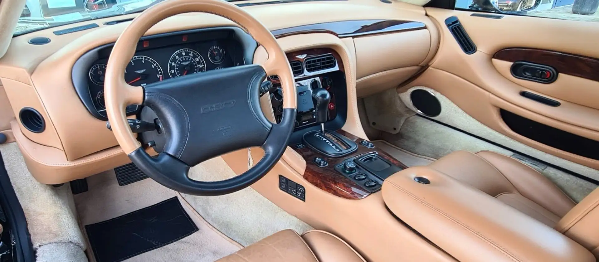 Aston Martin DB7 Cabrio Automatik - Kundenvermittlung Noir - 2