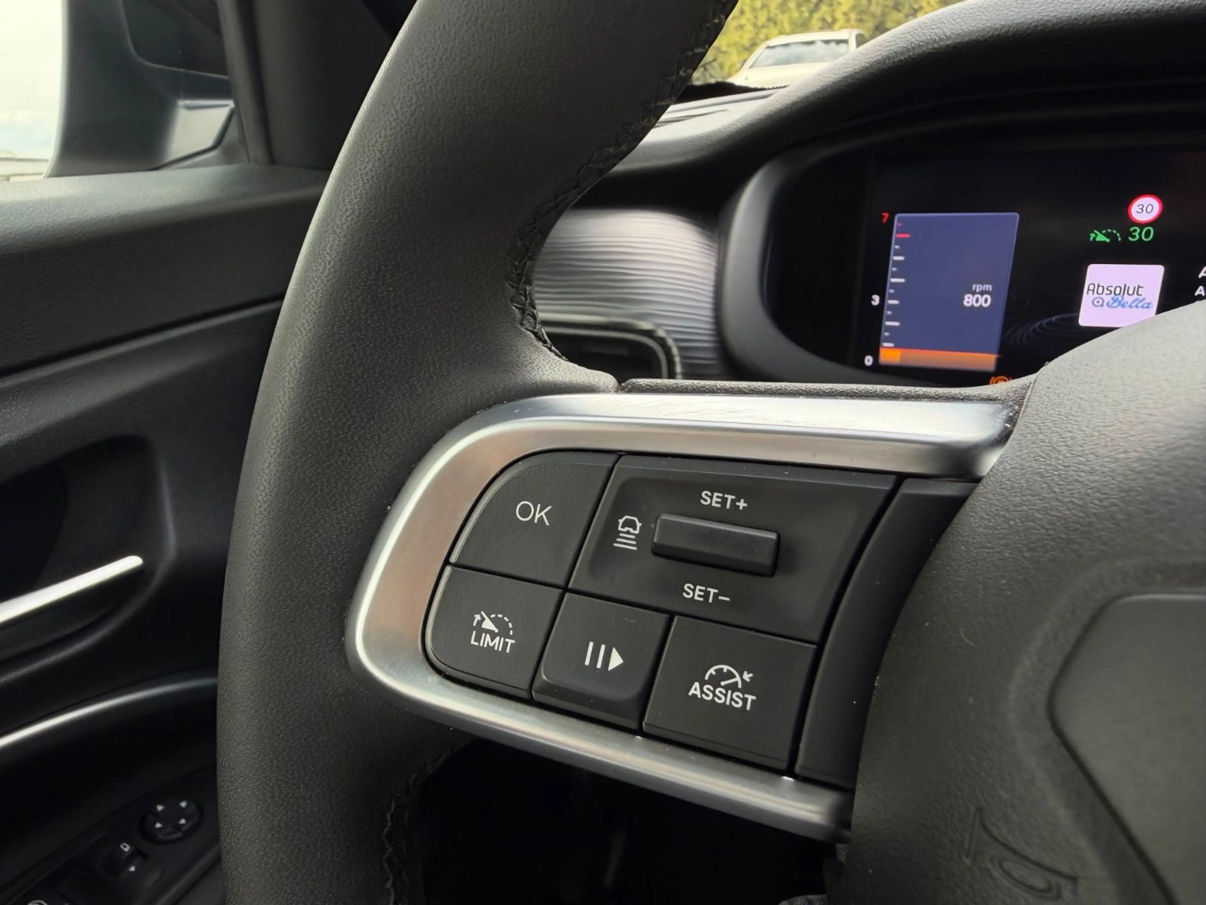 Jeep Avenger Altitude*KAMERA*ACC*CARPLAY*LED*WINTER* — photo 15