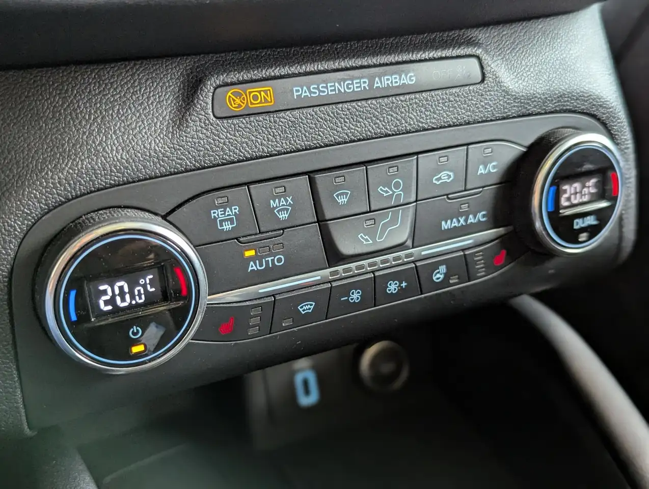 Ford Focus 1.5 EB Vignale StHz. Pano AHK B&O HUD ACC, миниатюра 27