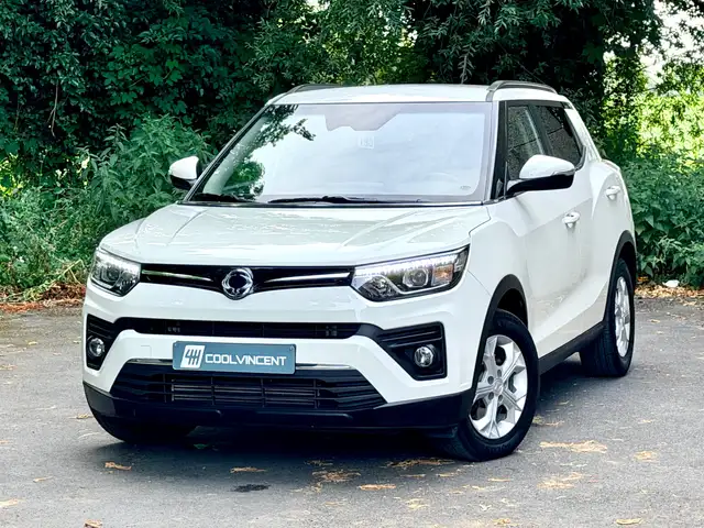 SsangYong Tivoli 1.5i AUTOMATIQUE // Edition Bronze // Sg Chauffants Caméra CarPlay // 11.983€ HTVA