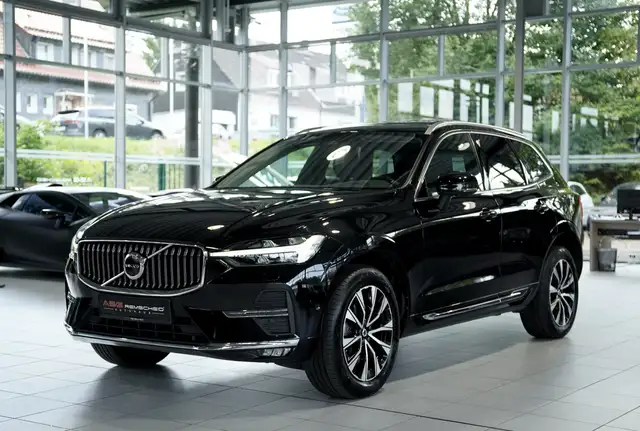 Volvo XC60 view 4