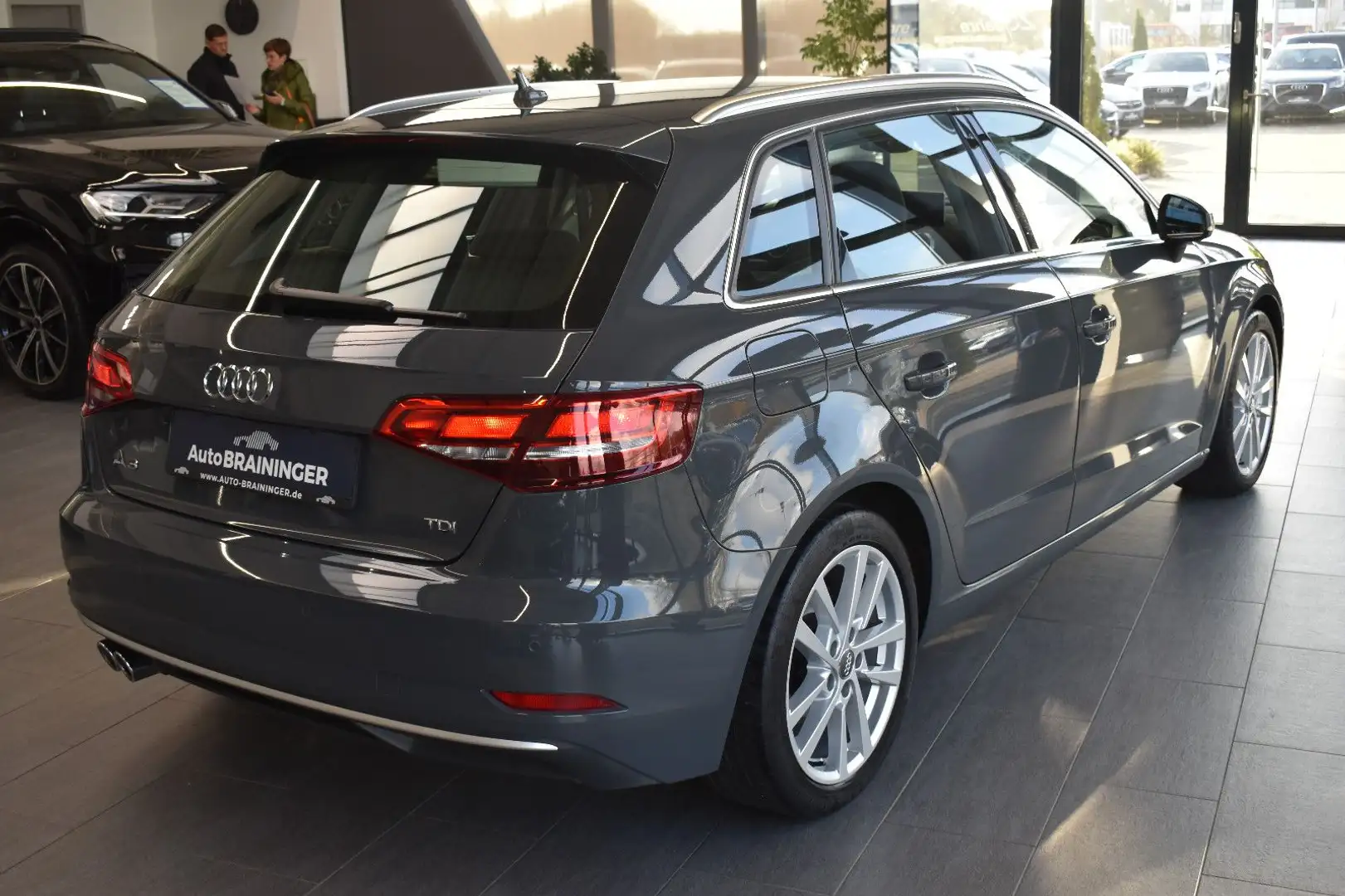 Audi A3 SB 2.0TDI sport Navi~ACC~AHK~VirtualC~Xenon+ Gris - 2