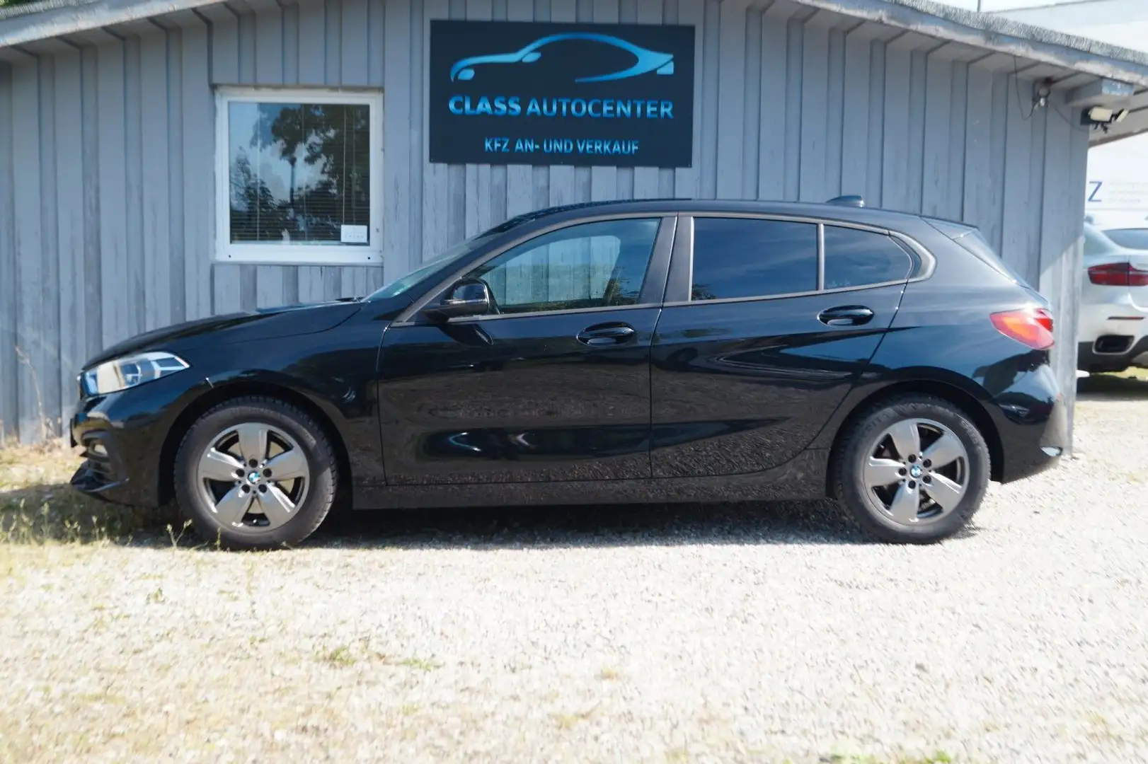 BMW 118 d Advantage|Autom.|AHK|LED|SHZ| Negro - 2