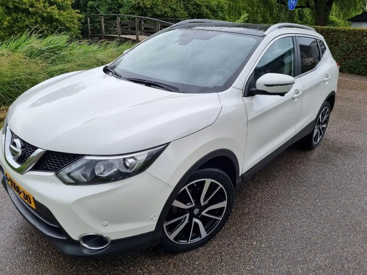 Nissan Qashqai Qashqai 1.2 Tekna - 1