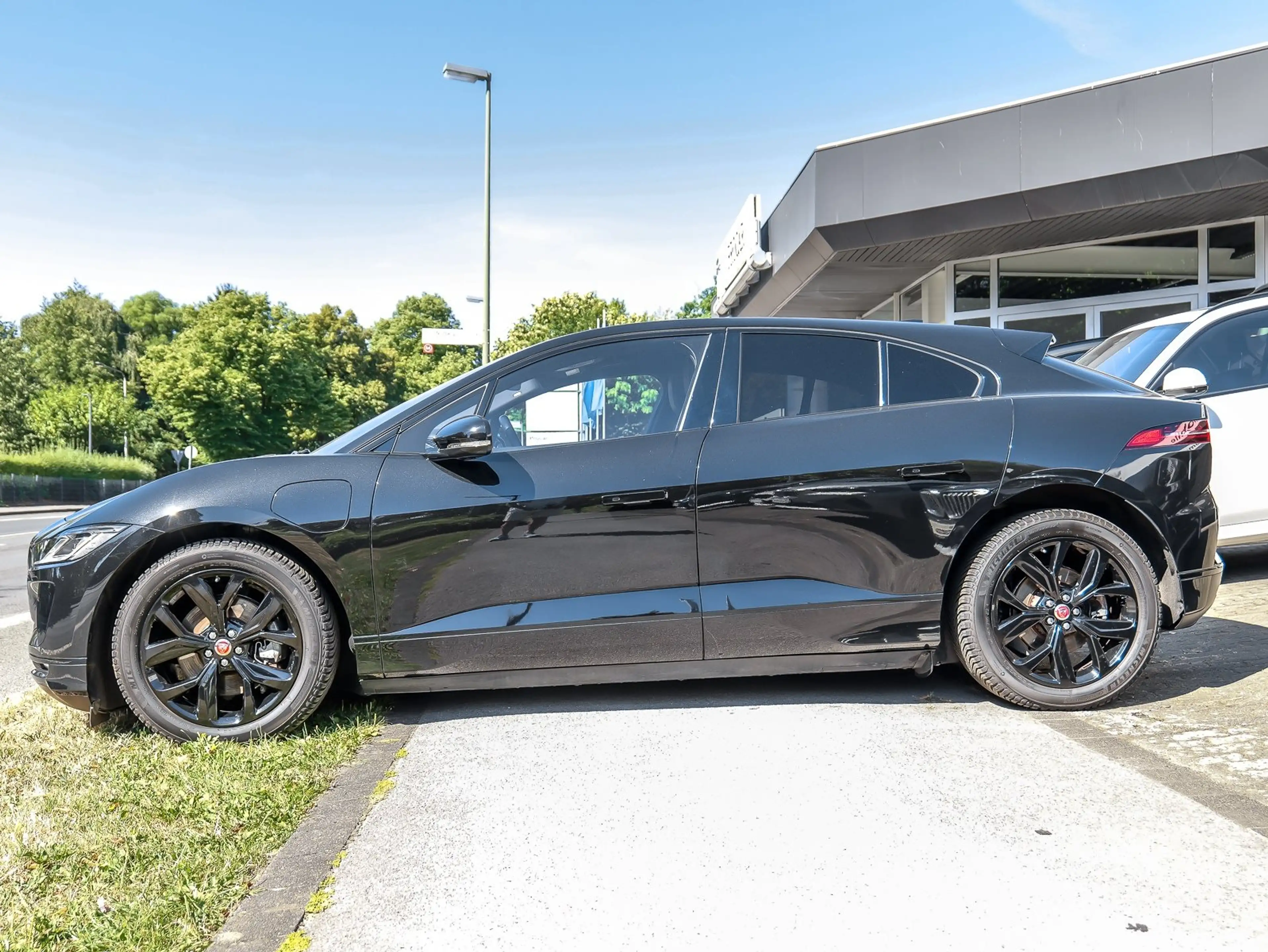 Jaguar I-Pace EV400 AWD S HUD PANO ACC NAVI Standh. LM — photo 9